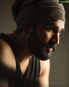 Aadhi Pinisetty Instagram - It's all in the view 🌟

📸 : @v.s.anandhakrishna

Styling : @prathishta @page3annanagar