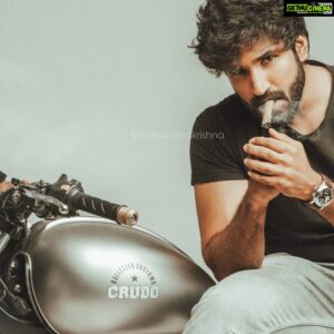 Aadhi Pinisetty Instagram - Live it or Burn it #Friday !!!
@v.s.anandhakrishna @bulleteercustoms #CRUDO