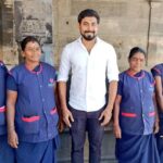 Aari Instagram - (திருவண்ணாமலை) நான் விரும்பி எடுத்துக்கொண்ட புகைப்படம் இது.. குப்பை போடுபவர்களை விட, அதை சுத்தம் செய்பவர்களே உயர்வானவர்கள். இதை கொரானா காலத்தில் உலகிற்கு உணர்த்திய உங்களது சேவை மகத்தானது🙏