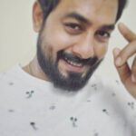 Aari Instagram - நாம் கொண்ட காதல் என்றும் மாறாமல், காதலித்து கொண்டே இருப்போம்.. அனைவருக்கும் காதலர் தின நல்வாழ்த்துக்கள் ❤💐