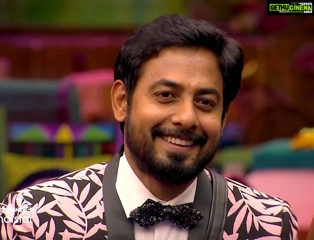 Aari Instagram - சூரரைப் போற்று 💥 Pic : @vijaytelevision @disneyplushotstar @aadhinarayan @shortfundly