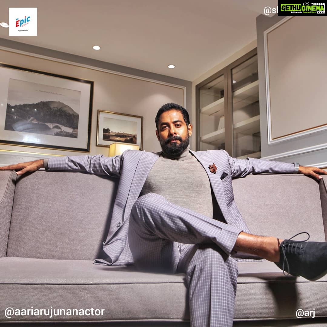 Aari Instagram - Dare to Believe, Daringly Achieve. 💥 Director @aadhinarayan Agency: @shortfundly D.O.P: @ganeshchandhrra Styling: @subikanifabint @rafiullah78 Costumes: @coax_couture @director_rajasekarapandian Designs: @mask_guru Hair Style: @studiolounge.official Mahalingapuram @epicindiaops #AariArujunan #BigBoss4 #makkalsevagan #NewNormal #aari