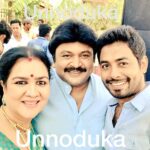 Aari Instagram - One of my favorite pic both of them r very sweet person ❤ had a good fun when we shoot for unnoduka #Happyday friends 😀
