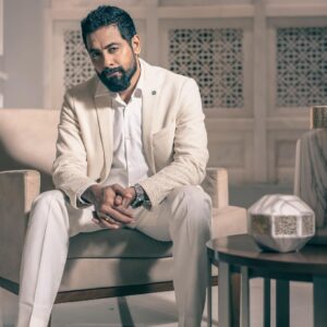 Aari Instagram - Dress Hot Stay Cool... Artist Aari ARUJUNAN, Director and Creative Director: Guru.N.Narayan (@aadhinarayan ), photography: (@ganeshchandhrra) costume Designer: (@zol_studio ) Stylist: (@rafiullah78 @subikanifabint ) Designs and Art Director: Guru, Agency: @shortfundly , location: Taj Connemera. Photoshoot : posted by admin Taj Connemara
