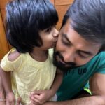 Aari Instagram - It's a special birthday with my family and friends thx for the surprises nathima valzthukuriya annaivarukum nandri 😍❤🙏