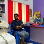 Aari Instagram - மாறுவோம் மாற்றுவோம் அறக்கட்டளை @marvommaatruvom சார்பாக தென்னிந்திய திரைப்பட தொழிலாளர்களுக்கு இலவச மருத்துவ சிகிச்சை முகாம் இன்று காலை இனிதே துவங்கியது. நாளையும் தொடரும்.... வரும் காலங்களில் அனைவருக்கும் கொண்டு செல்லும் முயற்சி தொடரும் #Aari #AariSocialService #AariArujunan #MarvomMaatruvom #FEFSI