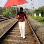 Aari Instagram – தான் உண்டு தன் வேலை உண்டுன்னு
இருக்கிற  ஒருத்தனோட சமநிலை தவறினால்..

அவனோட கோபம் எப்படி இருக்குன்னு
காட்றேன். 
I love this dialogue..

it’s related to everyone life when you were cornered 👈 #ValimaiTrailer #ValimaiPongal