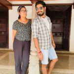 Aari Instagram - #FamilyTime Today's Little Moments become Tomorrow's Precious Memories Love Your Family 💓 #happyfamily #happyfamilytime #Wife #Husband #Aari #Nathiya #Riya #AariNathiya #Love #Life #happiness