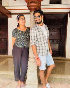 Aari Instagram - #FamilyTime
Today's Little Moments become Tomorrow's Precious Memories
Love Your Family 💓 
#happyfamily #happyfamilytime #Wife #Husband #Aari #Nathiya #Riya  #AariNathiya #Love #Life #happiness