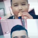 Aaron Aziz Instagram – Siapa kata Kalau vape #aksogt3500 tak Comel? #aksogt3500puffdisposablevape  @vapeempiremalaysia @officialaksomalaysia @fairiekhalil