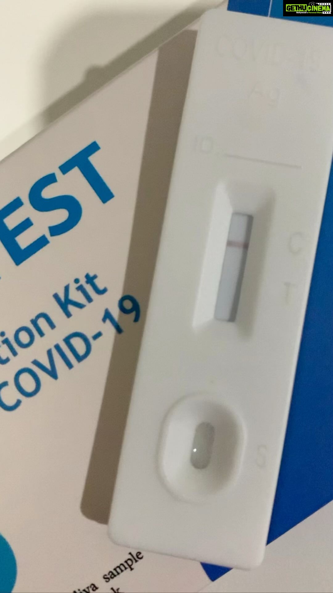 Aaron Aziz Instagram - Second test after 6hrs Negative la pulak…Tapi tadi dah buat swab PCR test sebelum balik rumah. So Esok baru akan keluar result yg tepat. InnShaAllah apa pun resultnya Abg Terima dan bersyukur Nasib Baik ada #aksogt3500puffdisposablevape utk teman #TheVapeDon masa quarantine ni. Stay safe semua!! @officialaksomalaysia @vapeempiremalaysia #AksoX #KeepCalmBeRadical #Gobeyondlimits
