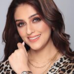 Aarti Chhabria Instagram - There is nothing more fierce than a woman who fights for what she believes in. When her love for her dreams is passionate and she envisions a brighter future, nothing can take her down. This Valentines embellish your personal style with the premium collection of Just Cavalli watches and dwell in the idea of #BetrothTheBold Valentine’s offer: Flat 10% OFF & Get a Free Just Cavalli Merchandise worth RS 7500 on Glam snake Collection Watch Model No.- JC1L189M0085 Available at- @shoppers_stop @lifestylestores @tatacliqluxury @approvedclub Also available at all Leading watch boutiques pan India Follow @justcavalliwatches_india @daurcomm #justcavalliwatches #justcavalliwatchesindia #glam #snakewatch #jctribe #valentines Photo credits : 📸 @riyabajaj_photography Makeup : @amritakalyanpur Hair : @salmasayyed47