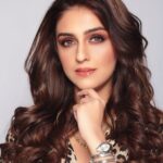 Aarti Chhabria Instagram – “Everything is within your power,
and your power is within you.”
Janice Trachtman 
.
.
.
.
.
.
.
#quotes #powergirl #womanpower #nofear #girlpower #closeup #poser #leopardprint #aartichabria #curls #softcurls #ootd