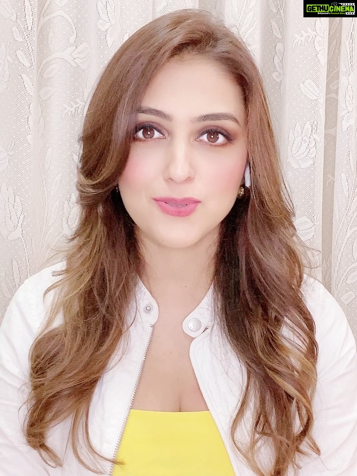 Aarti Chhabria Instagram - 🎊Surprise Surprise!!! Get ready for 02 / 02 / 2022 as we launch the SUPER CREATORS NFT PROJECT 🎊 #NFT #nftlaunch I'm honoured to be selected to be one of the 22 light workers of the world, in the new up and coming conscious NFT project, join us in this movement now and if you want to learn more about how to participate in the Super Creators NFT Mint, JOIN the discord community for the latest updates! LINK IN MY B I O D e s c r i p t I o n 🎊