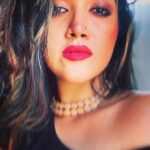 Abhirami Suresh Instagram - Let’s not comment on any girl’s lip stick shades pls! It’s her choice! Let’s not voice against the Same! What’s the big deal with it, alle? Yay/Nay? . #StayHuman #Flaunt #Choices #YourFreedom #YourChoice #AbhiramiSuresh #LiveLoveLiberate #ExplorePage
