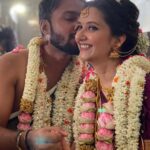 Aditi Balan Instagram – Congratulations again you both . @prasssh7
@tarika.m29 .Sending lots of love and happiness to you.
And will make it up by not being there for the main Kalyanam. 

❤️