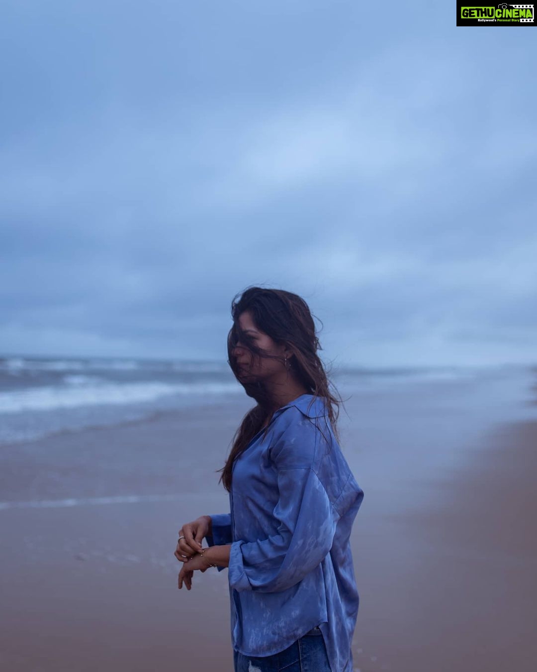 Aditi Balan Instagram - 📸 @aishwaryashok Styled by @kavyasriraam