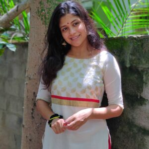 Aditi Balan Instagram - Iniya tamil puthandu vazhtukal! 
Vishu ashamsagal!!
