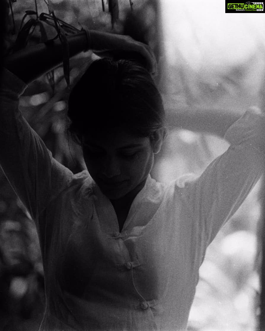 Aditi Balan Instagram - Few more from the impromptu film camera shoot with @vidhyavijay