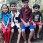 Aditi Balan Instagram – Padavettu family. :) So glad I met these guys who know only to spread love and happiness! 
@liju_krishna