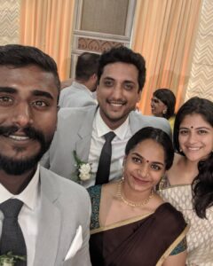 Aditi Balan Instagram - Kochin has become a wedding destination. Thanks to all my old friends getting married I get to spend time with some of my favs. 
Wristopher lolan's wedding weekend. :) Also fans please spare my friends who I tag ,they have a life. 
@tanyajoseph06 @suhailjoseph 
Earrings : @ishhaara 
Blouse : @studiobhang