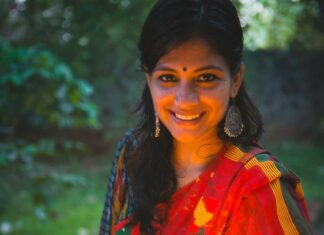 Aditi Balan Instagram - இனிய தமிழ் புத்தாண்டு நல்வாழத்துக்கள்! Happy Tamil New Year! @the.wildvind thank you for this picture :)