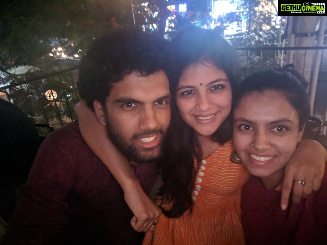 Aditi Balan Instagram - Finally catching up with these two :) @alsiyer