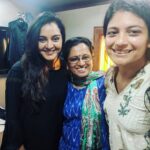 Aditi Balan Instagram - 'kan ezhuthi pottum thotta' azhagi. Thank you so much ma'am for this fan girl moment. :) And this really made Amma s day! @manju.warrier
