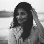 Aditi Balan Instagram - Orange sky. This city. This weather. And this girl taking the picture. @vidhyavijay 💓 Adyar Bridge