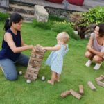 Aditi Balan Instagram - She's only a year old and she could arrange those blocks so well. :) #srilanka #weligama #kids #love #jenga #beachlife #happiness #vacay #instatravel