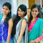 Aditi Balan Instagram - They called us doppleganger.! #oldtimes #sangeeth #maduryakalyanam #doppleganger #goodfriends