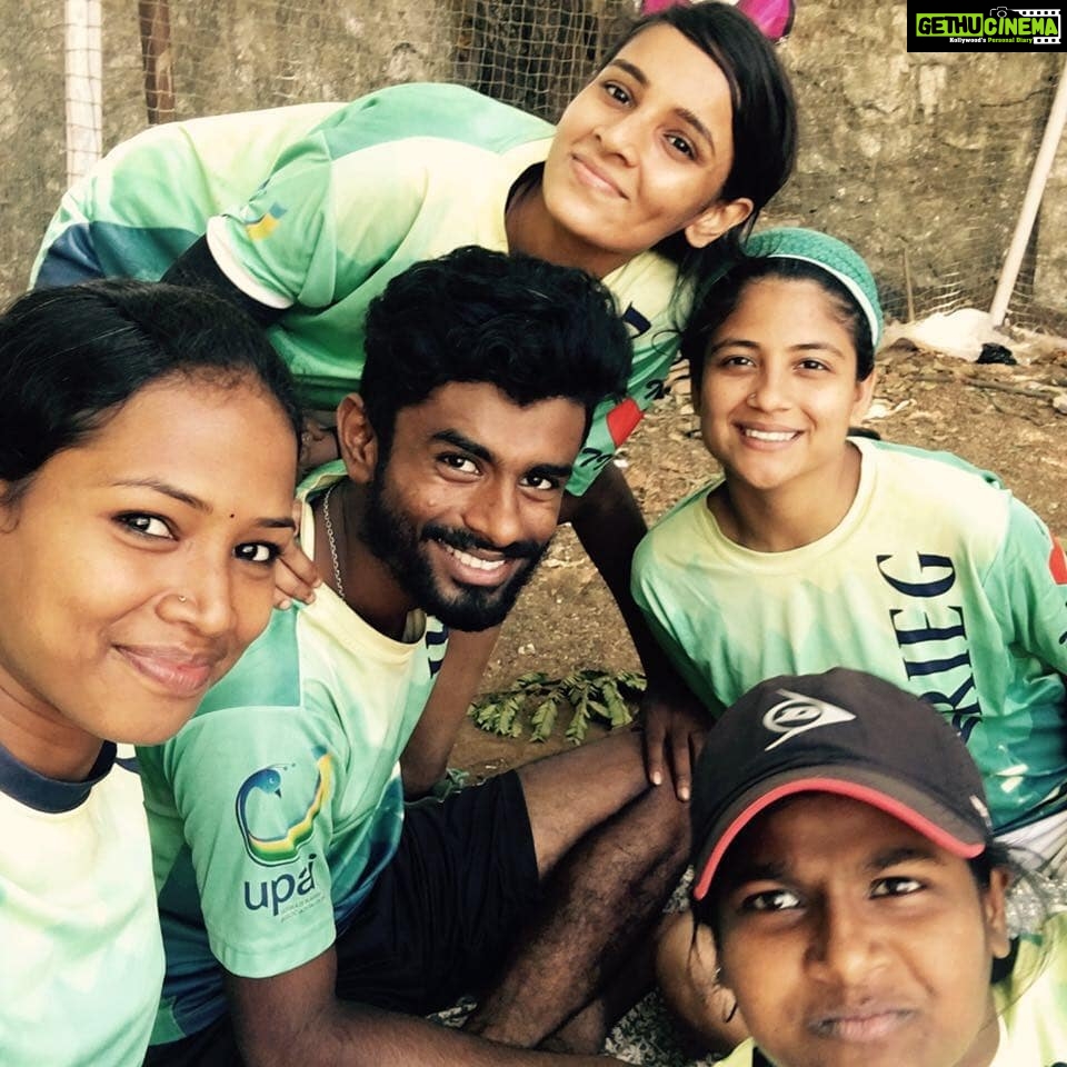 Aditi Balan Instagram - Auroville HAT. #frisbee #blitz #auroville #1sttournament #friendly