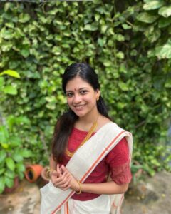 Aditi Balan Instagram - സ്നേഹം നിറഞ്ഞ തിരുവോണ ആശംസകൾ!