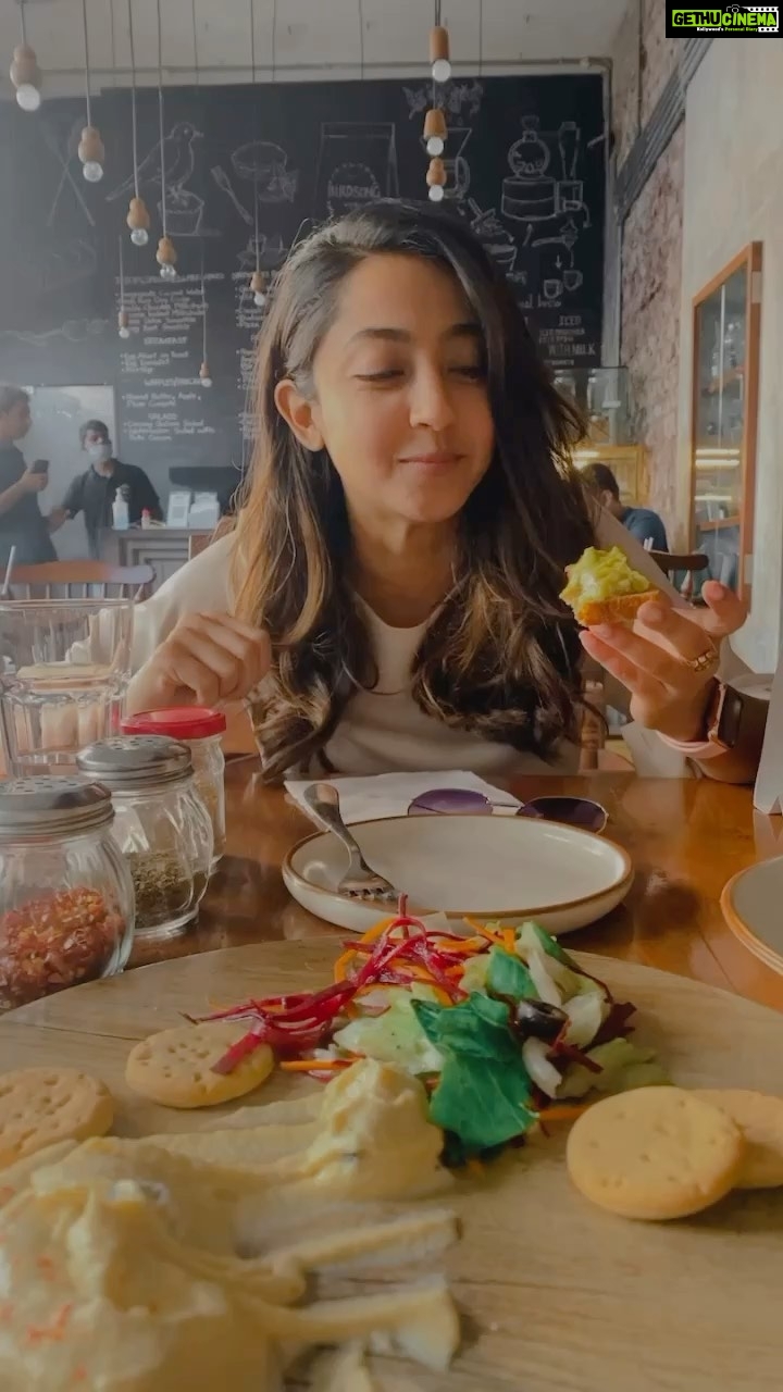 Aindrita Ray Instagram - What most of my Sunday’s look like! #nomnomnom 🍲