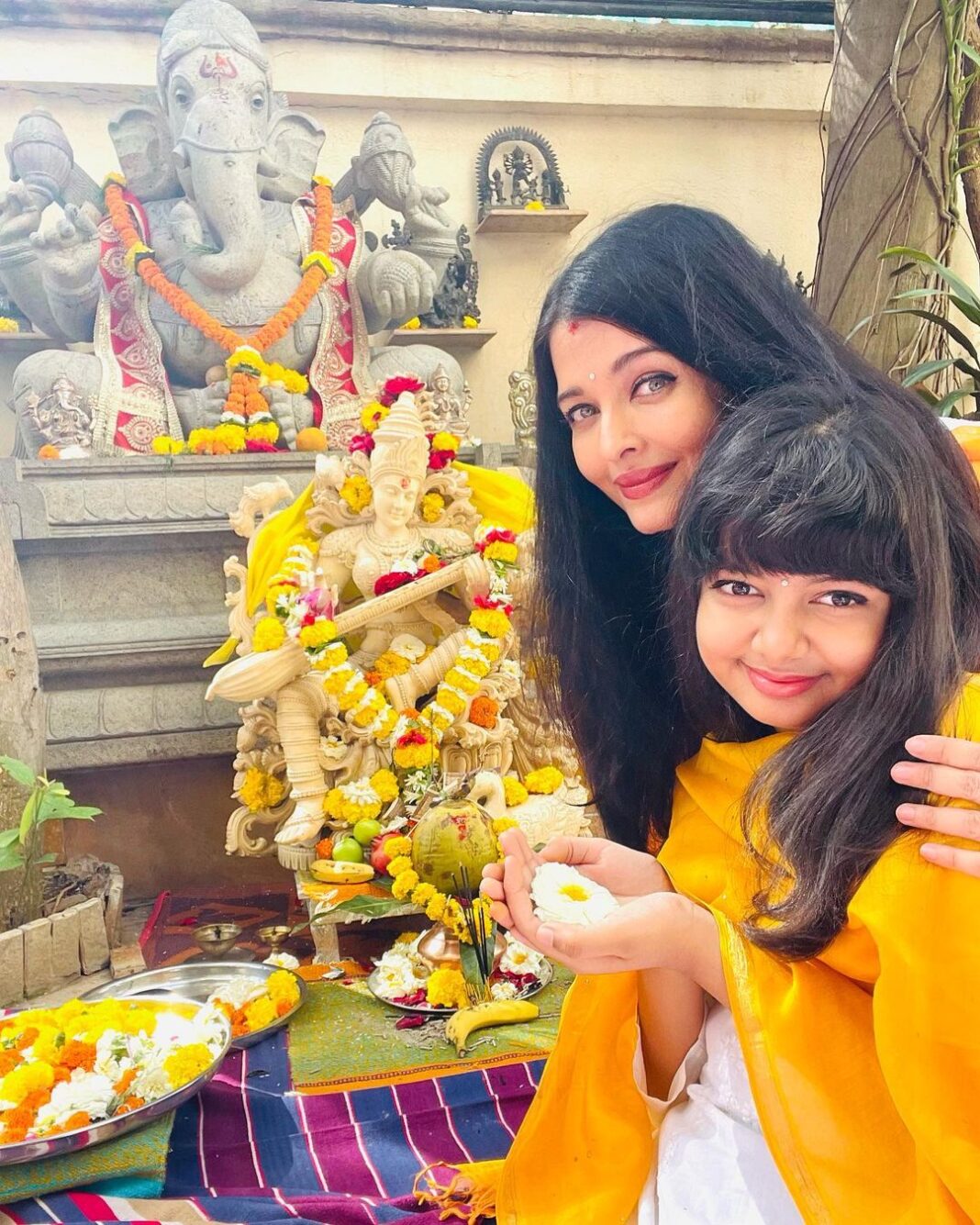 Aishwarya Rai Instagram - ✨🙏🌼🌸🌺🌹🎊🌟❤️🌈