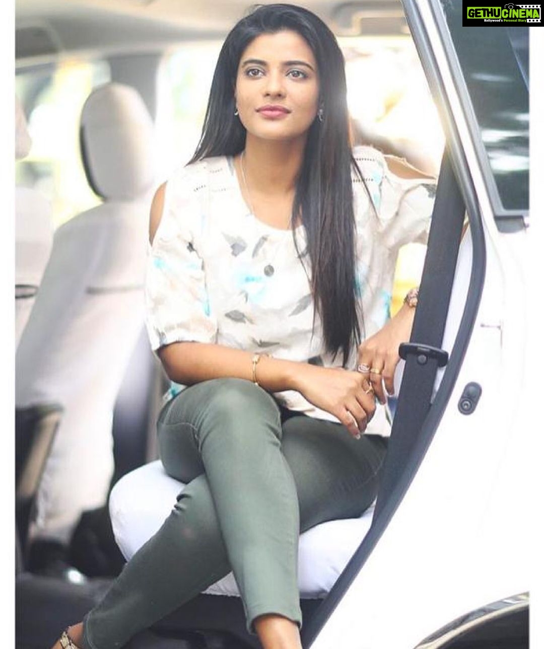 Aishwarya Rajesh - 195.9K Likes - Most Liked Instagram Photos
