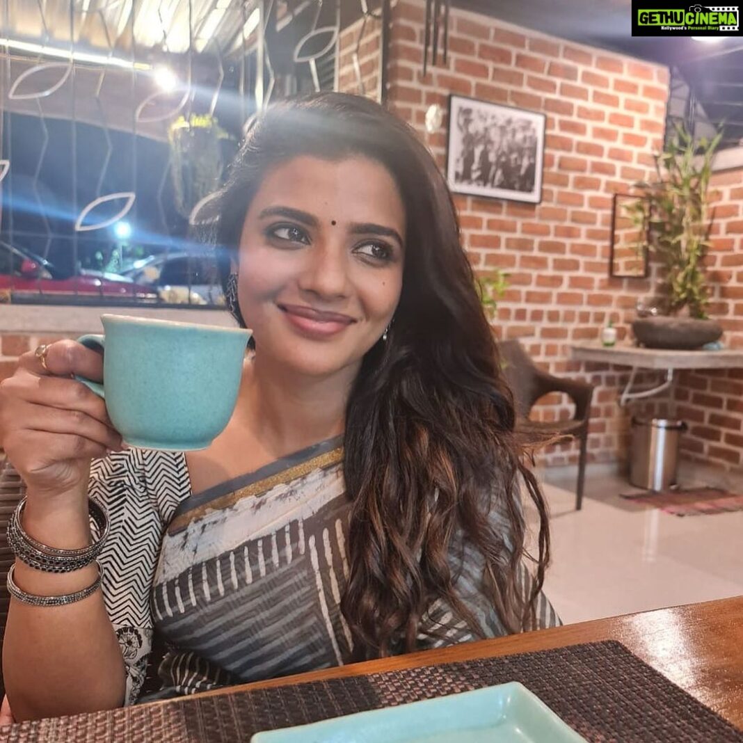Aishwarya Rajesh Instagram - Today’s good mood is sponsored by coffee. PC @jayalakshmisundaresan nandri madam