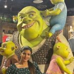 Aishwarya Rajesh Instagram - With my fav #Shrek😍😍 @motiongatedubai @celebratedubai @pickyourtrail @visit.dubai @motiongatedubai @celebratedubai @visit.dubai @pickyourtrail #worlds_coolest_winter #dubaidestinations #MyDSF #UnwrapTheWorld #LetsPyt #pickyourtrail #MyDSF #Worlds_coolest_winter #UnwrapTheWorld #LetsPYT #Pickyourtrail