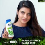 Aishwarya Rajesh Instagram - A lot of people ask me how I maintain my long hair. I too have struggled with problems like dandruff, and mostly use home remedies for hair care. Neem has been a proposed remedy for scalp and skin due to its anti-fungal & anti-bac properties. With this I have tried various versions of home remedies whenever I suffer from dandruff, but it becomes messy & also time consuming for me. Now I have the Head & Shoulders Neem by @headandshouldersindia. You can now be scalp brave and get dandruff-free hair to flaunt anywhere! #HeadAndShouldersNeem #antidandruffshampoo