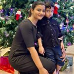 Aishwarya Rajesh Instagram – #Decembervibez with my nephew #Aryan❤️ #christmastime