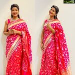 Aishwarya Rajesh Instagram – Pink is it … #diwalisaree.. blouse @mv_bridalcouture @malarvikram_pret jewellery @original_narayanapearls