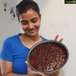Aishwarya Rajesh Instagram - Cooking brings out my vulnerable side & always leaves me with a smile! This version of me is unfiltered, filled with emotions & lots of love. Today, while watching #MaaraOnPrime, @primevideoin I could relive all my memories. #BeMaara