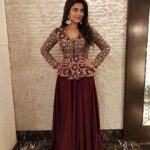 Aishwarya Rajesh Instagram - loved wearing this beautiful outfit for #Worldfamouslover Pre-release ... outfit @archana.karthick accessories @original_narayanapearls @nani_thedesigner