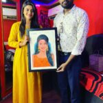 Aishwarya Rajesh Instagram - Thank u so much @dinesh_udhay_ for lovely. Painting as my advance birthday gift.