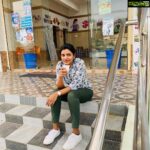 Aishwarya Rajesh Instagram – Much needed coffee break while travelling. … Trichy to Salem #kanaatheatrevisit