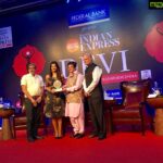 Aishwarya Rajesh Instagram – Such a honour to get award from @kiranbediofficial mam …. thank u @newindianexpress for #Deviaward