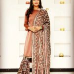 Aishwarya Rajesh Instagram - Thanks @nandhitharamesh for this lovely outfit for #laxmipressmeet #moviereleasingonaug24 @mercedesamg