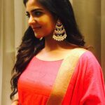 Aishwarya Rajesh Instagram – Classy earring. @shopanicha outfit @rehanabasheerofficial