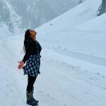 Aishwarya Rajesh Instagram - The snow fall is like the first love ❤️ Sonmarg -J&K