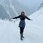 Aishwarya Rajesh Instagram - The snow fall is like the first love ❤️ Sonmarg -J&K